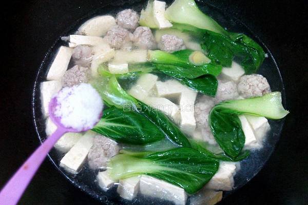 豆腐油菜肉丸汤的做法图解7