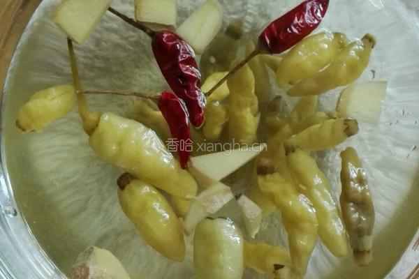 泡椒凤爪的做法图解4
