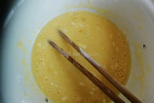 炸湖虾的做法图解3