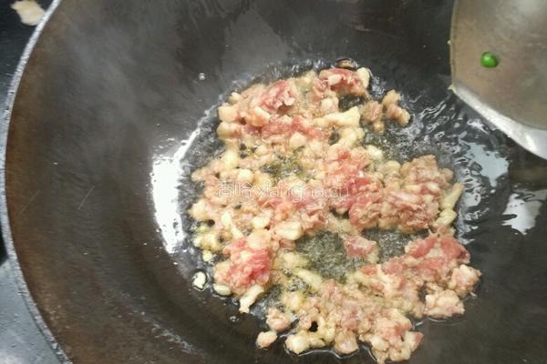 湘味肉末豌豆的做法图解5
