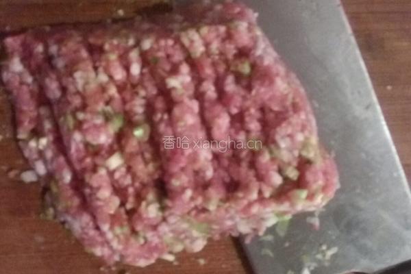 青椒肉末的做法图解1