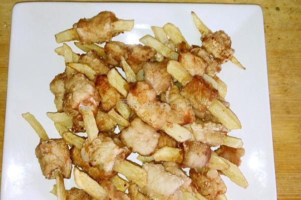 糖醋排骨 土豆版的做法图解5