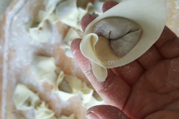 西葫芦猪肉小馄饨的做法图解11