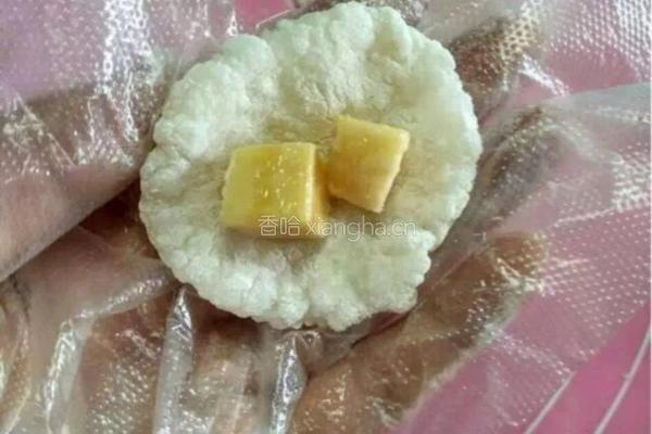 香蕉米饭小丸子的做法图解3