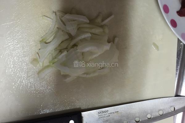洋葱炒鸡肝的做法图解3