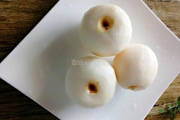冰糖雪梨的做法图解2