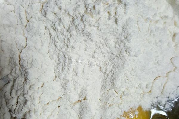番茄快手鸡蛋面的做法图解1