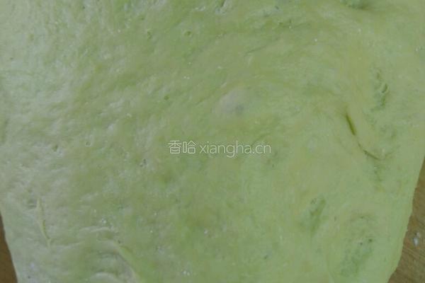 翡翠鲜肉蒸饺的做法图解2