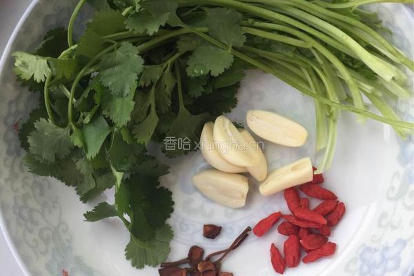 鸭架白玉汤的做法图解2