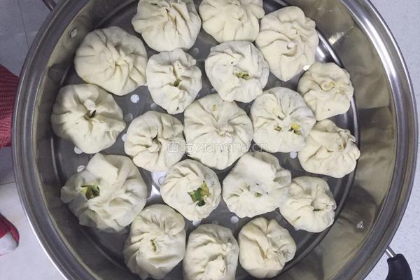 土豆韭菜馅包子的做法图解5