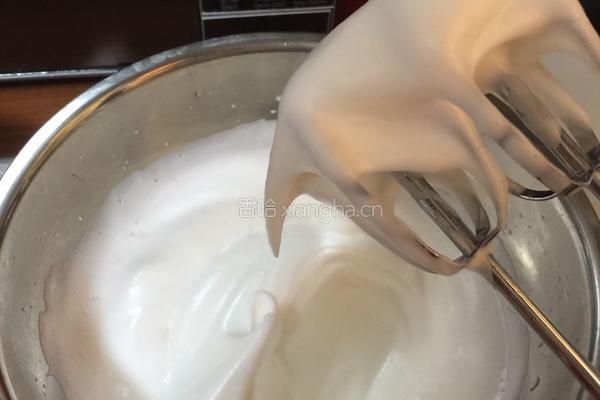 奶油抹茶瑞士卷的做法图解8