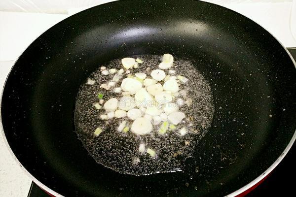 冒牌糖醋排骨(土豆版)的做法图解8