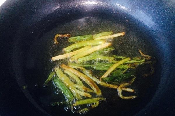 葱油拌面。的做法图解6