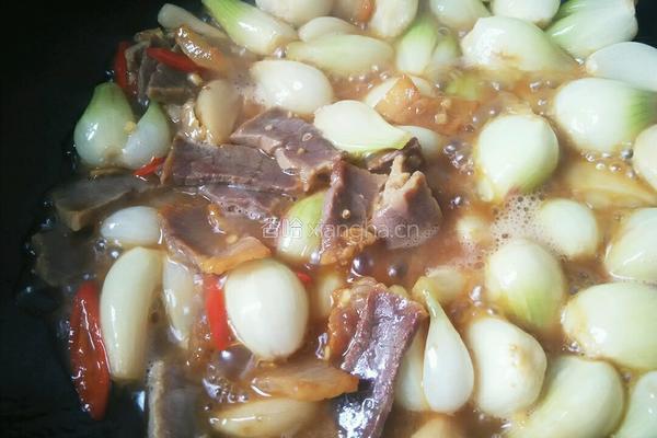 葱头炒腊肉的做法图解6