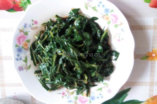 凉拌苦苦菜