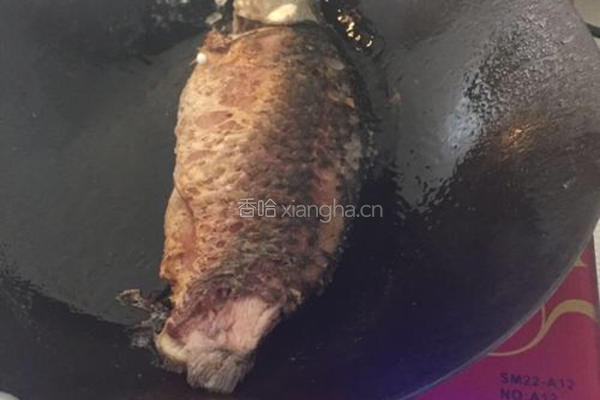 鲫鱼汤的做法图解3