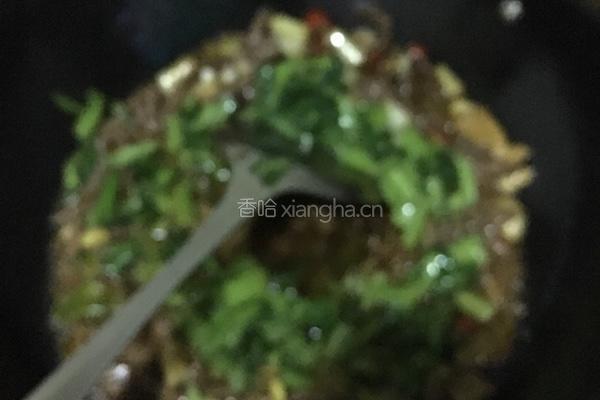 泡椒青菜炒牛肉的做法图解5