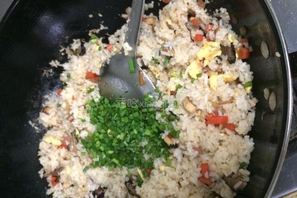 什锦炒饭的做法图解8