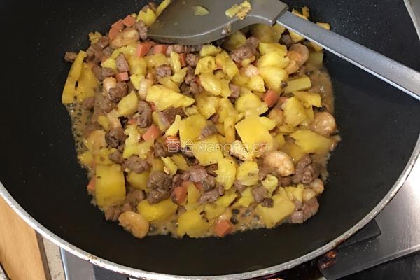 菠萝炒饭的做法图解7