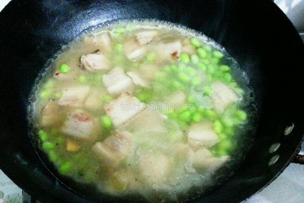 五花肉煮毛豆的做法图解6