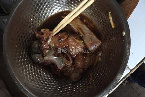 红烧鱼块的做法图解1
