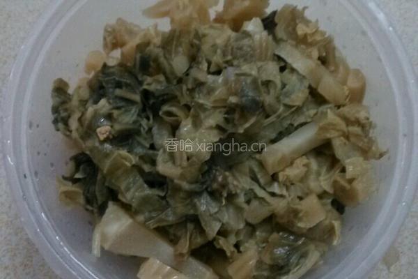 梅菜干焖土豆的做法图解2