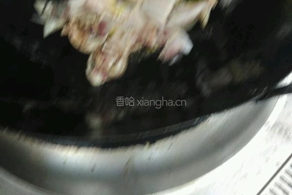 黄焖草鱼的做法图解2