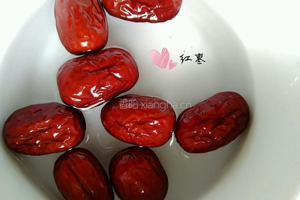 银耳雪梨羹的做法图解4