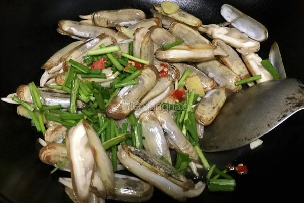 酒香爆炒蛏子的做法图解5