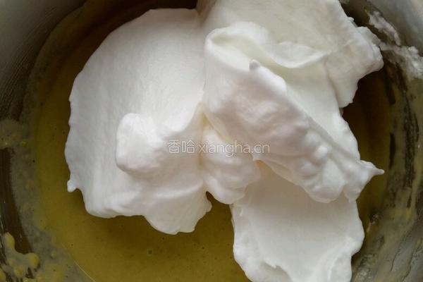 黑加仑抹茶戚风蛋糕的做法图解17