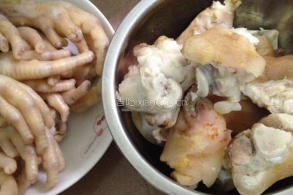 混卤麻辣鸡爪猪蹄的做法图解3