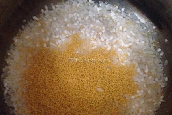 红豆黑米粥的做法图解4
