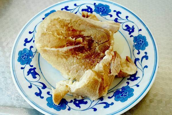 芹菜拌腱肉的做法图解5