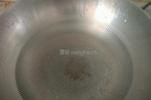 凉拌酸辣银耳的做法图解2