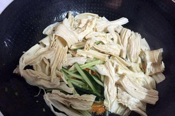 炒腐竹的做法图解6