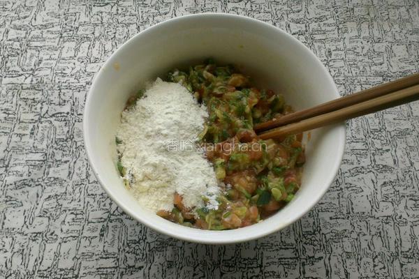 槐花肉末饼的做法图解6