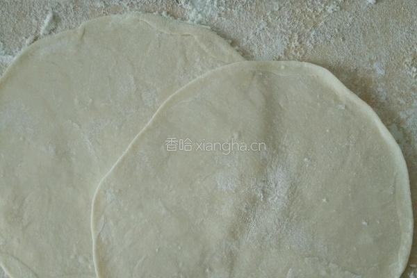 韭菜盒子的做法图解3