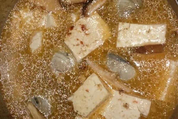 豆腐文蛤黑椒酸辣汤的做法图解3