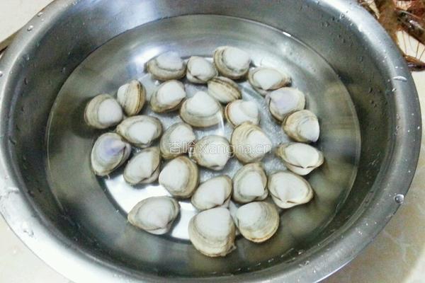 三鲜豆腐羹的做法图解2