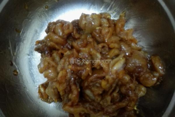 香菇西芹炒肉的做法图解2