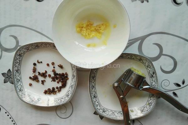 白灼大虾的做法图解2