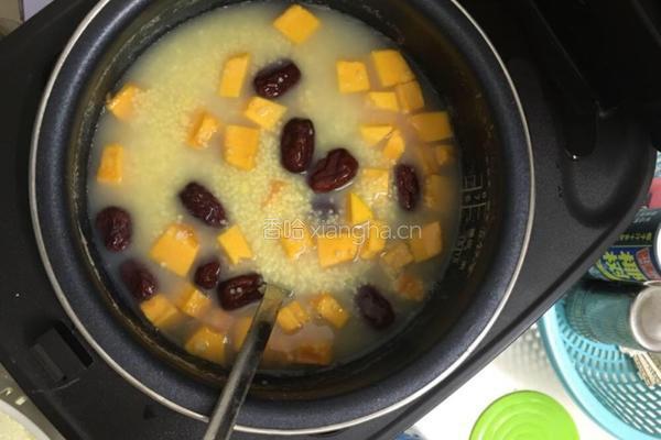 小米绿豆红枣粥的做法图解5