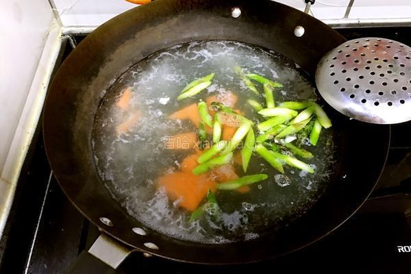 蚝油海鲜菇的做法图解4