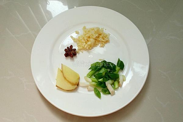 红烧土豆鸡块的做法图解2