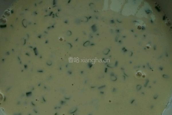 葱花鸡蛋饼的做法图解2