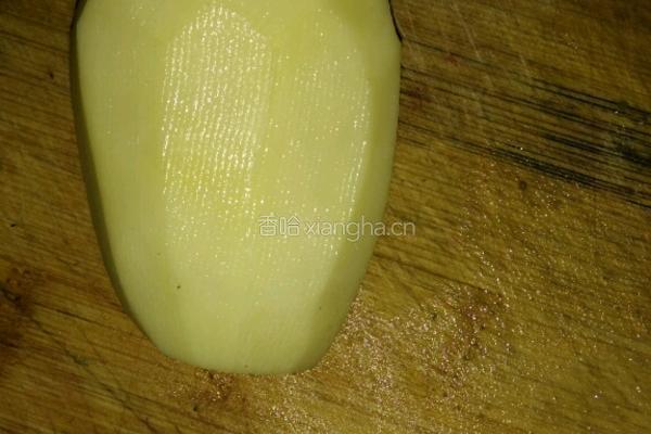 红烧土豆块的做法图解1