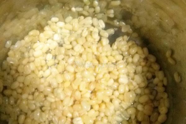 巧去绿豆皮的做法图解3
