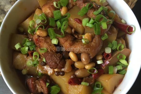 砂锅 土豆红烧肉的做法图解9