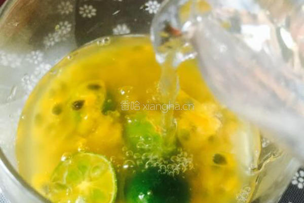 百香果果汁的做法图解7