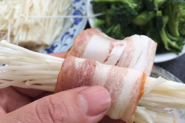 香煎培根金针菇卷的做法图解3